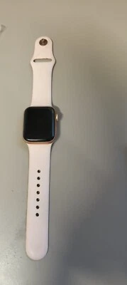 Apple Watch Series 4 GPS with 40mm Rose Gold Aluminium Case - Image 1 of 2