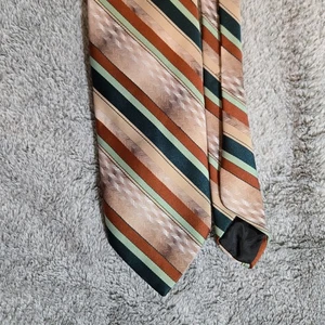 Retro Men's Wembley Polyester Green Stripe Necktie Tie Iconic 70s Car Salesmen - Picture 1 of 5