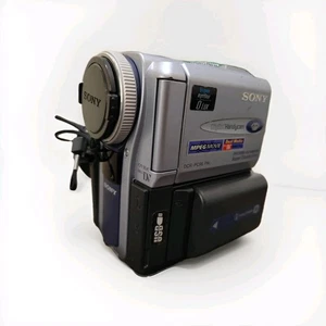 Sony Handycam DCR-PC9E Handheld MiniDV Camcorder blau getestet Sound Video Auswahl - Bild 1 von 6