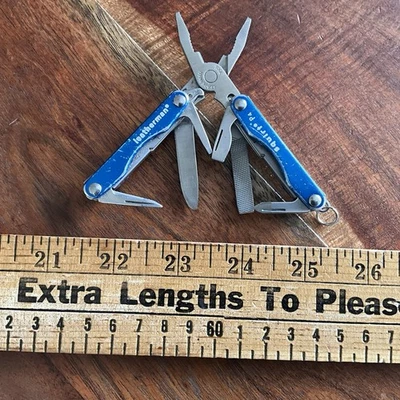 Leatherman Squirt P4 Multi-Tool, Key Ring, Retired, BLUE! - Image 1 of 4