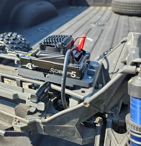 Castle Creations Cobra 5 ESC Halterung für Traxxas XMAXX Brushless Monstertruck RC - Bild 1 von 6