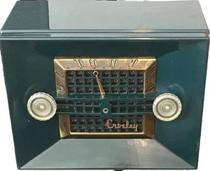 Price Drop! Hunter Green Crosley 11-109U. 1950. MCM Tube Radio. Remarkable Case - Picture 1 of 6