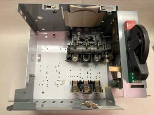 Allen-Bradley,2196,12 INCH MCC Disconnect Feeder Bucket 15kVa 240V - Picture 1 of 6