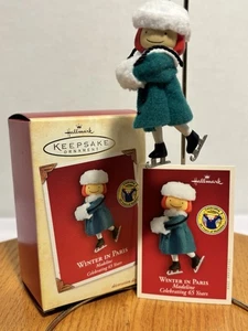 Punze Vintage Andenken Ornament Winter in Paris Madeline 65 Jahre Porzellan 2004 - Bild 1 von 10