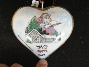 Mutts by Patrick McDonnell Rare Santa porcelain ornament Heart Shape 2019 - Picture 1 of 3