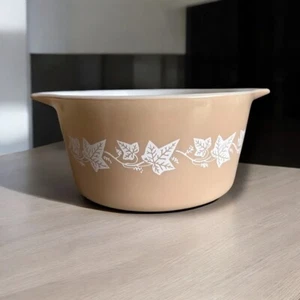 Vintage Pyrex Sandalwood Cinderella Round Casserole 473 - Picture 1 of 9