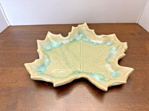 Keramik Ahorn Blatt grün signiert Devil's Club SHM oder SNM 8 Zoll x 9 im Kunststudio - Bild 1 von 8