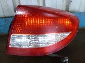 Kia Rio 09/02-04/05 Sedan Right Tail Light (X) - Picture 1 of 4