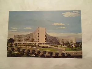 Washington DC Postcard Washington Hilton District of Columbia - Picture 1 of 2