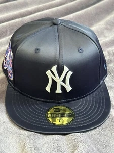 New Era New York Yankees Satin 75th World Series 59FIFTY Fitted Hat Cap Sz 7 1/4 - Picture 1 of 9
