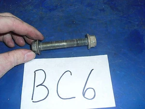 LT400 EIGER 400 BRAZO OSCILANTE TRASERO EJE PIVOTANTE TORNILLO TUERCA DE PERNO - Imagen 1 de 3