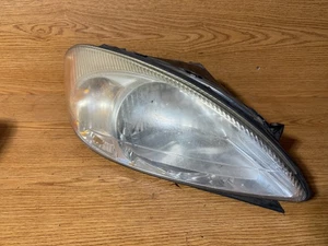 2000-2007 Ford Taurus Right Side Head Light - Picture 1 of 8