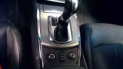Conjunto de 2 acabamentos de console central prata serve apenas para 10-13 INFINITI G37 97462 - Imagem 1 de 4