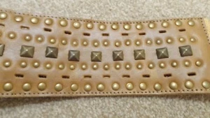 NEW TOPSHOP BEIGE TAN ELASTICATED REAR LEATHER STUDDED SMALL 32" OR MEDIUM 36" - Picture 1 of 8