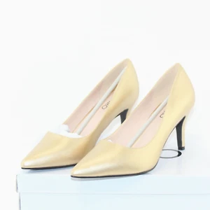 ASHRO women slip on CLASSIC dress pump shoes size 7.5 M gold faux leather up NEW - Picture 1 of 6