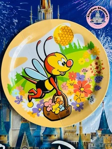 2021 Disney Parks Epcot Spike The Bee Plate Set Of 2 Flower & Garden Plastic 8” - Picture 1 of 2