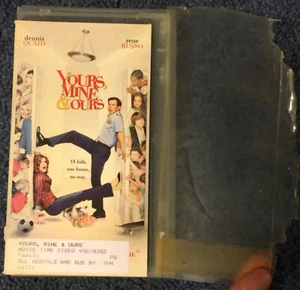 Pre-owned/Used Yours, Mine, & Ours (VHS 2006) Starring Dennis Quaid & Rene Russo - Picture 1 of 8