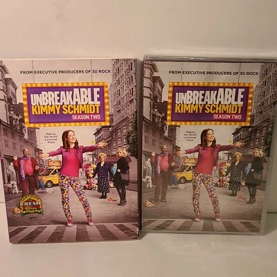 Irrompible Kimmy Schmidt. DVD temporada 2. Tim Goodman. Ellie Kemper  Foto 1 de 3