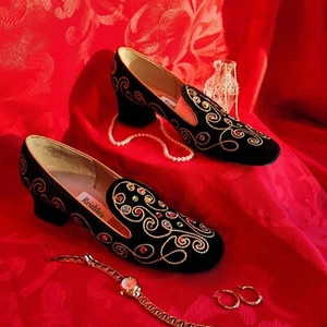 RARE VTG 60s/70s Black velvet, gold embroidery + jewels heels shoes SZ 8N W - Picture 1 of 7