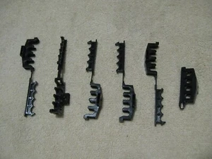 GM 88891792, SPARK PLUG WIRE SEPARATORS/RETAINERS, NEW, 6 PER PACK - Picture 1 of 2