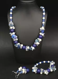 SCHMUCKJAGD 3-TLG SET: KETTE, ARMBAND, OHRHÄNGER MIT LAPIS-LAZULI & KRISTALLEN - Bild 1 von 5