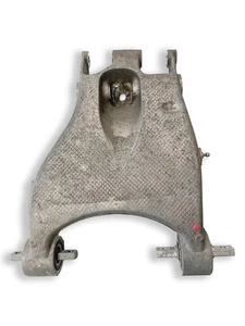 Brazo de suspensión derecho trasero derecho Ferrari California 458 FF F12 488 305680 - Imagen 1 de 2
