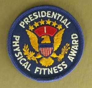 Vintage Presidential Physical Fitness Award Year 1 Embroidered Patch - Picture 1 of 5