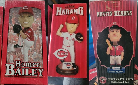 3pc lot Cincinnati Reds SGA bobbleheads Harang,Austin Kearns, Homer Bailey NIB Cover