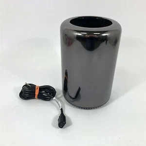 Apple Mac Pro A1481 Desktop Xeon E5-1680V2 1TB SSD 64GB RAM (2x) D500 Monterey - Afbeelding 1 van 7