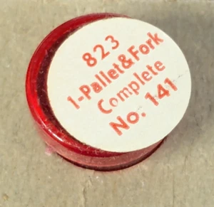 NOS Elgin Cal. 823 - Pallet Fork Complete - Watch Part Watchmakers 141 / 710 - Picture 1 of 1