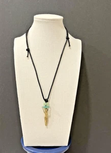 Feminine Goddess Pendant Necklace Gold Tone Figure w Green Glass Accents - Picture 1 of 8