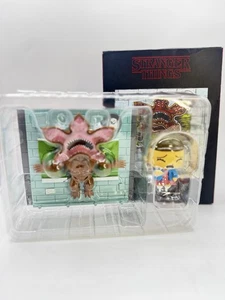Stranger Things Eleven vs Demogorgon Loot Crate J Salvador Diorama Boxed Rare Z6 - Picture 1 of 14