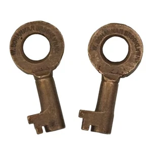 W. BOHANNAN KLEINE WINZIGE Messingschlüssel x 2 - unter 1" - Brooklyn, NY - Ref.k67 - Bild 1 von 7