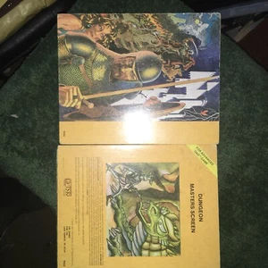 Dungeon Masters Screen - 2x 3 Panel Screens - Dungeons & Dragons DM AD&D 9024 - Picture 1 of 6