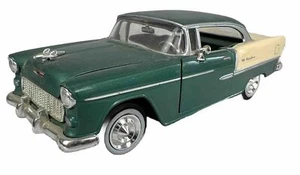 Vintage Die-cast Green & Ivory 1955 Chevy Bel Air 1/24th Scale #68033 (Q) - Picture 1 of 8