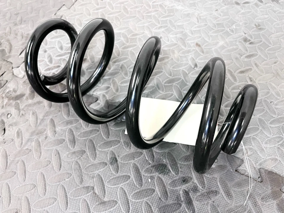 09-18 AUDI A4 S4 A5 S5 A8 SUSPENSIÓN TRASERA IZQUIERDA O DERECHA MONTAJE MUELLE HELICOIDAL OEM Foto 1 de 2