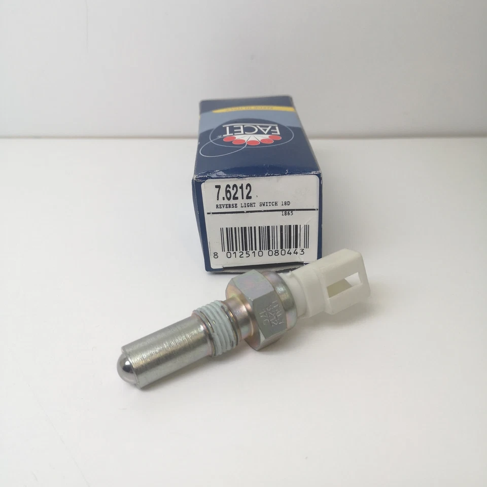 INTERRUTTORE LUCE RETROMARCIA FORD ESCORT - FIESTA - FOCUS FACET PER  1383960 - Immagine 1 di 4