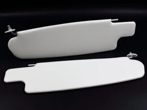 JUEGO DE PARASOLES IZQUIERDO+DERECHO 1 par en BLANCO CREMA para VW Bus Bulli T2 nuevo EXCELENTE - Imagen 1 de 5