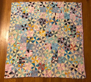 Edredón vintage hecho a mano para cuna de bebé 43 x 43 patrón de molinete en apuros - Imagen 1 de 10
