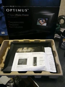 NEW 7" Optimus 16-468 16MB 480x234 Widescreen Digital Wood Photo Frame (Black) - Picture 1 of 3