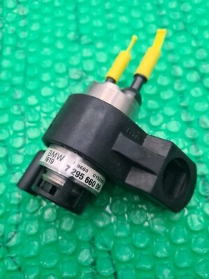 16197295660 NEW OEM BMW Pump NEW OEM Foto 1 de 4