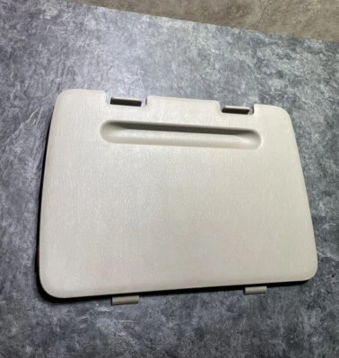 Toyota RAV4 RAV 2001-2005 4 maletero de carga panel de acceso moldura de puerta beige OEM Foto 1 de 4