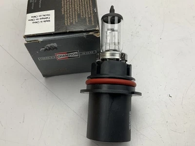 Bombilla de cabeza de faro Champion 9004 (hecha por Wagner) Foto 1 de 4