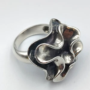Silpada Sterling Silver 925 Blooming Flower R1809 Modernist Cocktail Ring Sz 7 - Picture 1 of 19
