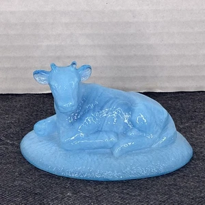 Boyd Art Glass “Mable” La Vaca - Azul Claro con Vidrio de Escoria Blanco #430 - Imagen 1 de 5