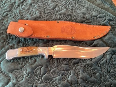 Cuchillo Estampilla Ruana M Hoja 7" Modelo 27C Bonner Montana con Funda Original Foto 1 de 4