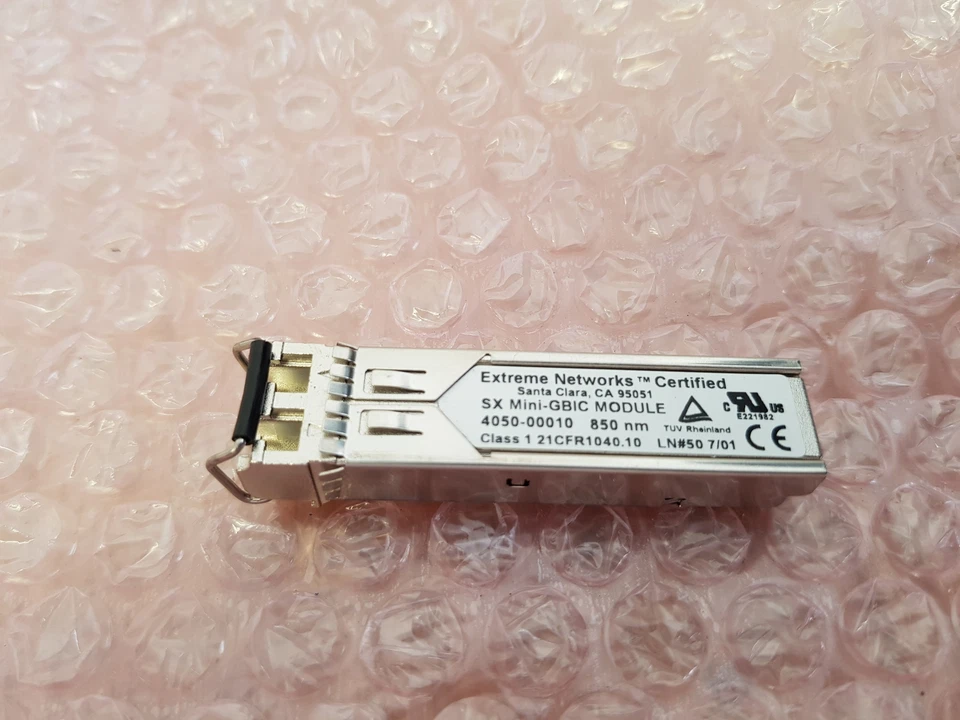 Extreme Networks 1G Ethernet SFP SX Mini-GBIC Module 10051 4050-00010 - Image 1 of 1