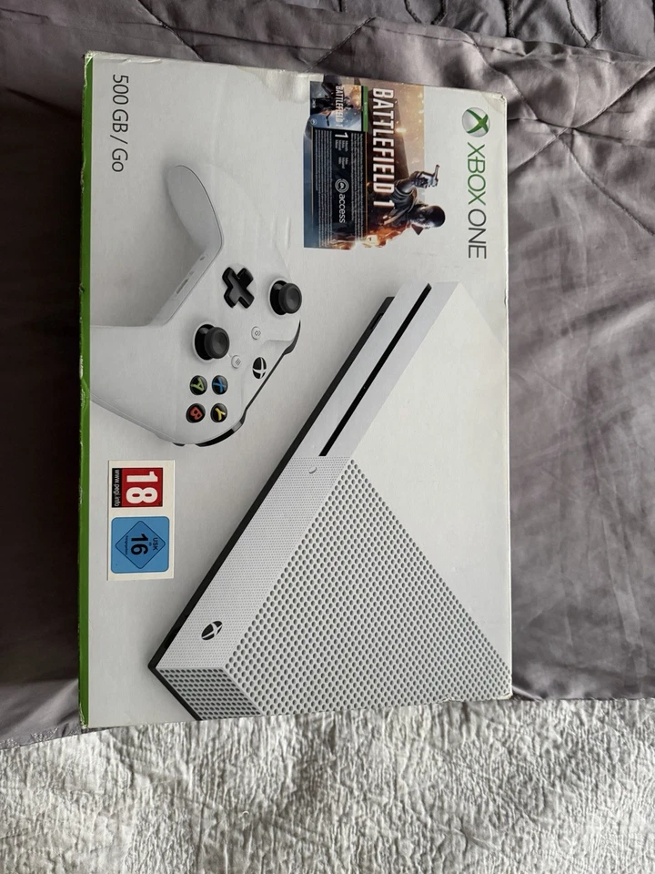 Xbox One S Console 500GB (White) - ORIGINAL BOX, PACKAGING & CONTROLLER - Image 1 of 4