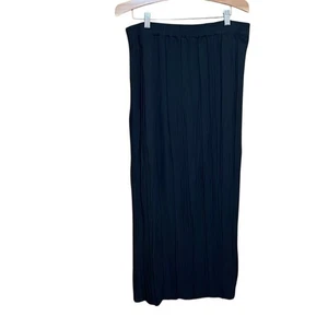 San Moire Black Pleated Skirt. 1X - Picture 1 of 6