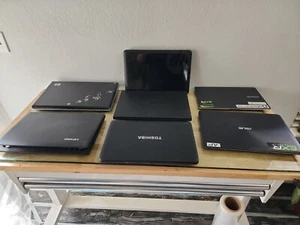 LOT OF 7 Laptops Various Brands. Parts Only. - Picture 1 of 2